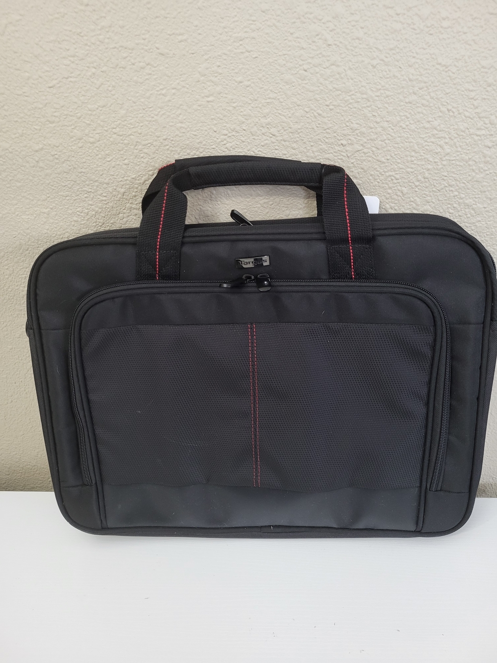 TARGUS NYLON 15.6" COMPUTER LAPTOP NOTEBOOK CARRYING STORAGE MESSENGER BAG CASE